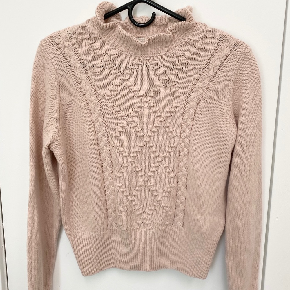 Baby pink boutique sweater - Size M